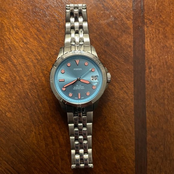 FB-01 Three-Hand Date Stainless Steel Fossil Watch - Picture 3 of 3